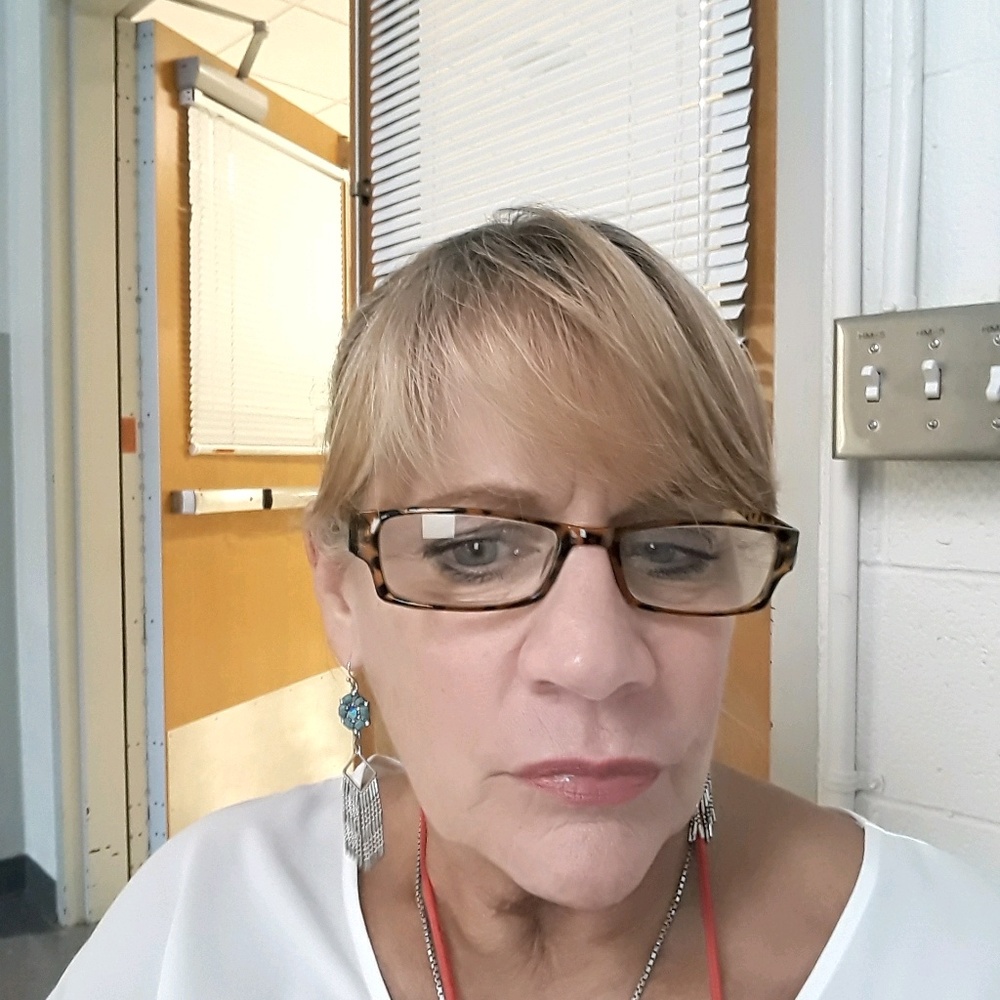 Meet your Posher, Shirley